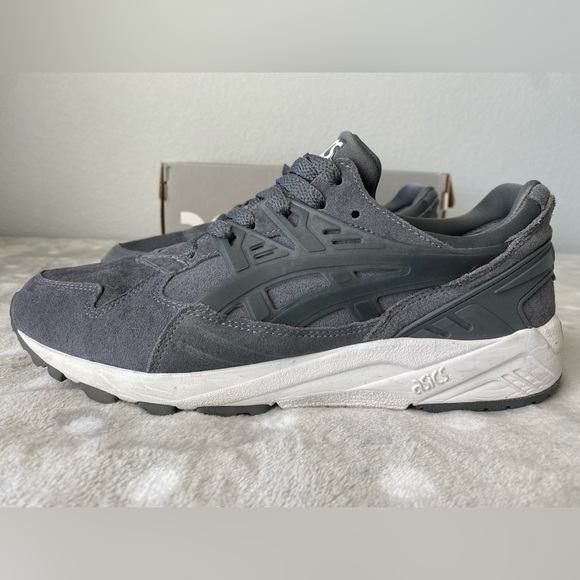 ASICS Tiger Gel-Kayano Trainers. - Picture 5 of 14